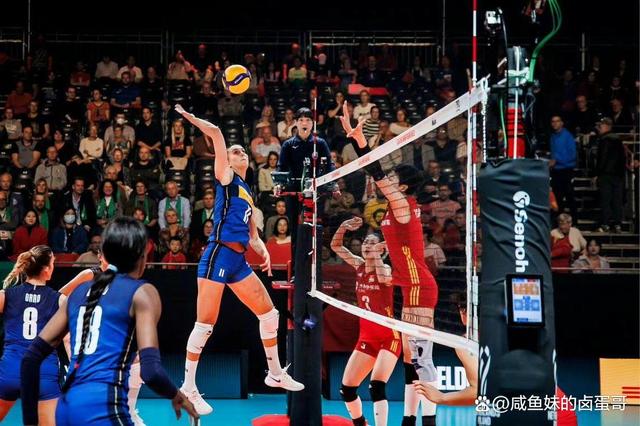 开云体育-惊天逆转！英雄联盟战队挺进四强