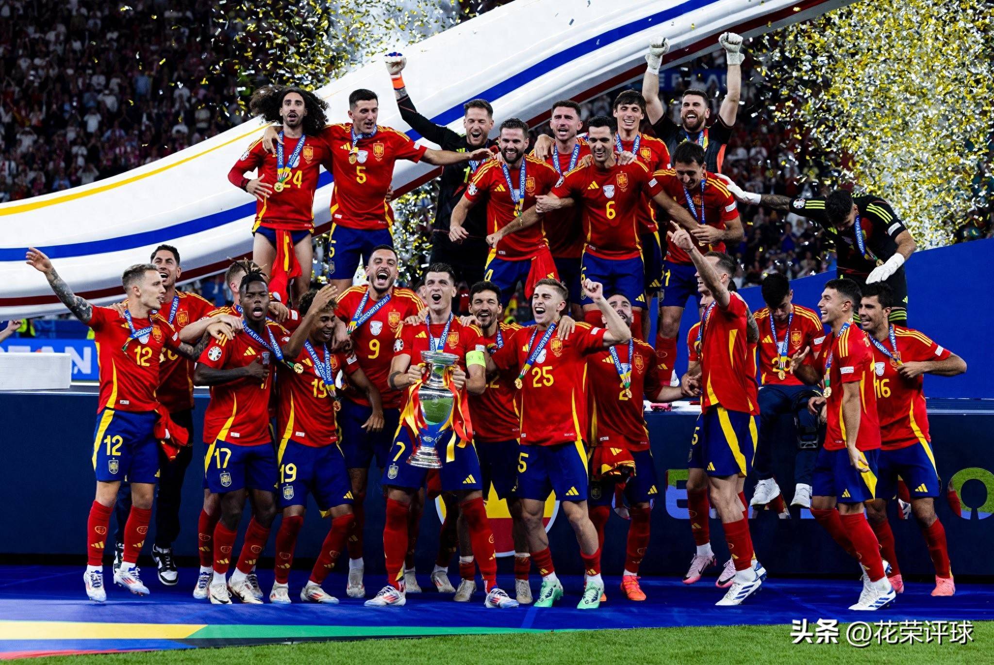 回顾欧洲杯经典时刻：传奇再现