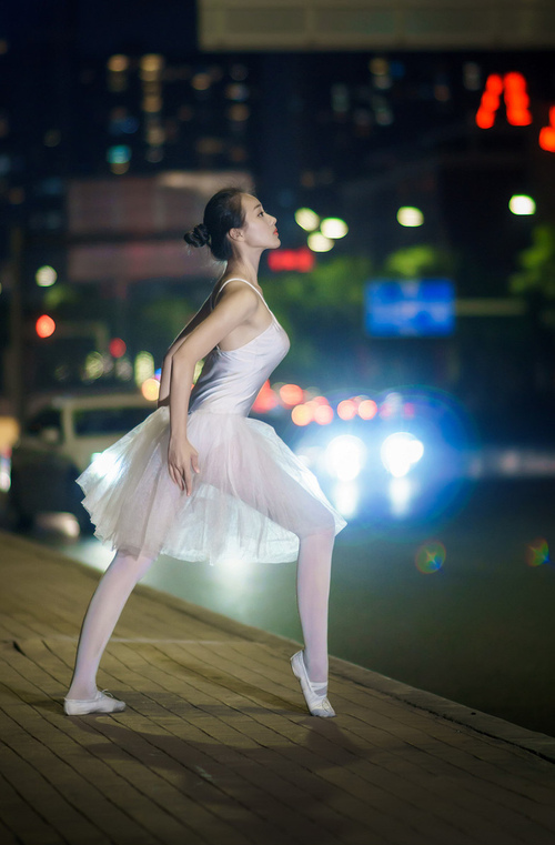 生锈匕首撕裂绿色神话，班凯罗的无声怒吼与凯尔特人的冰冷夜晚