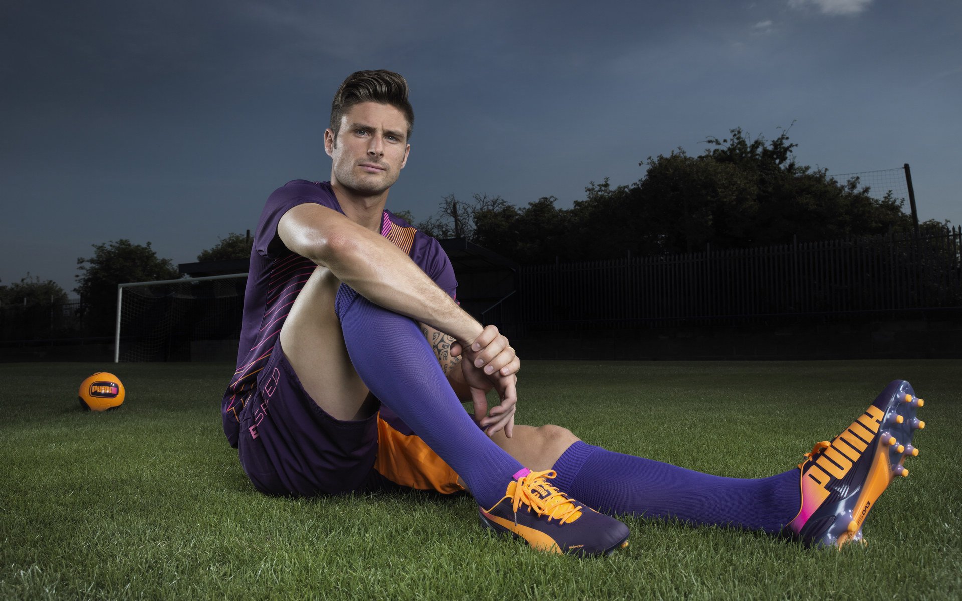 绿茵与硬木的交响,意甲焦点战中的鹈鹕式晋级与猛龙精神