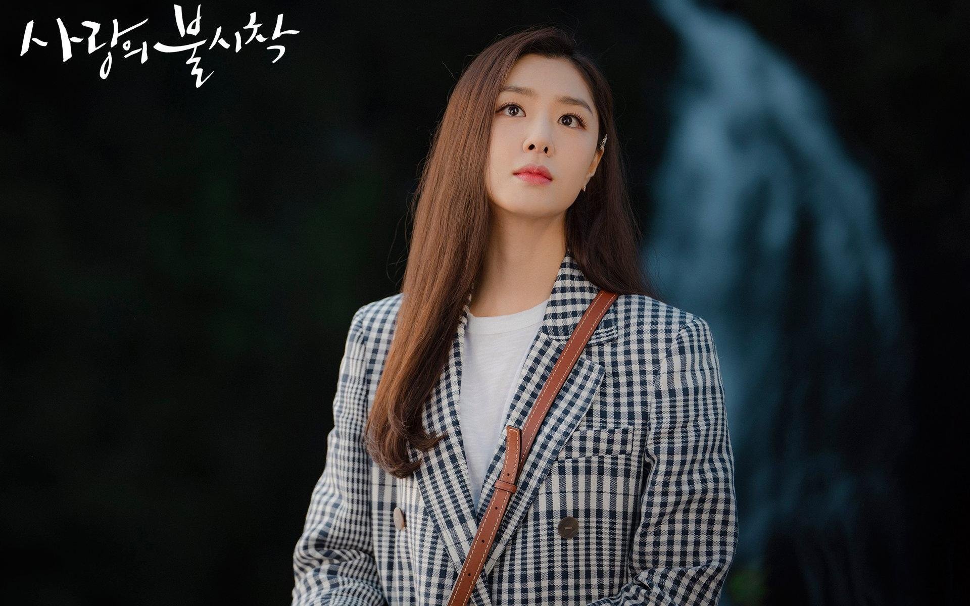 世界杯热潮中的篮球对决，广东队稳稳拿下开拓者